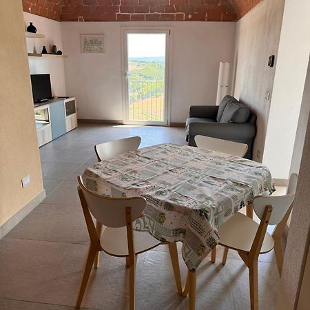 PeccioliLa Casa Di Isola公寓 外观 照片